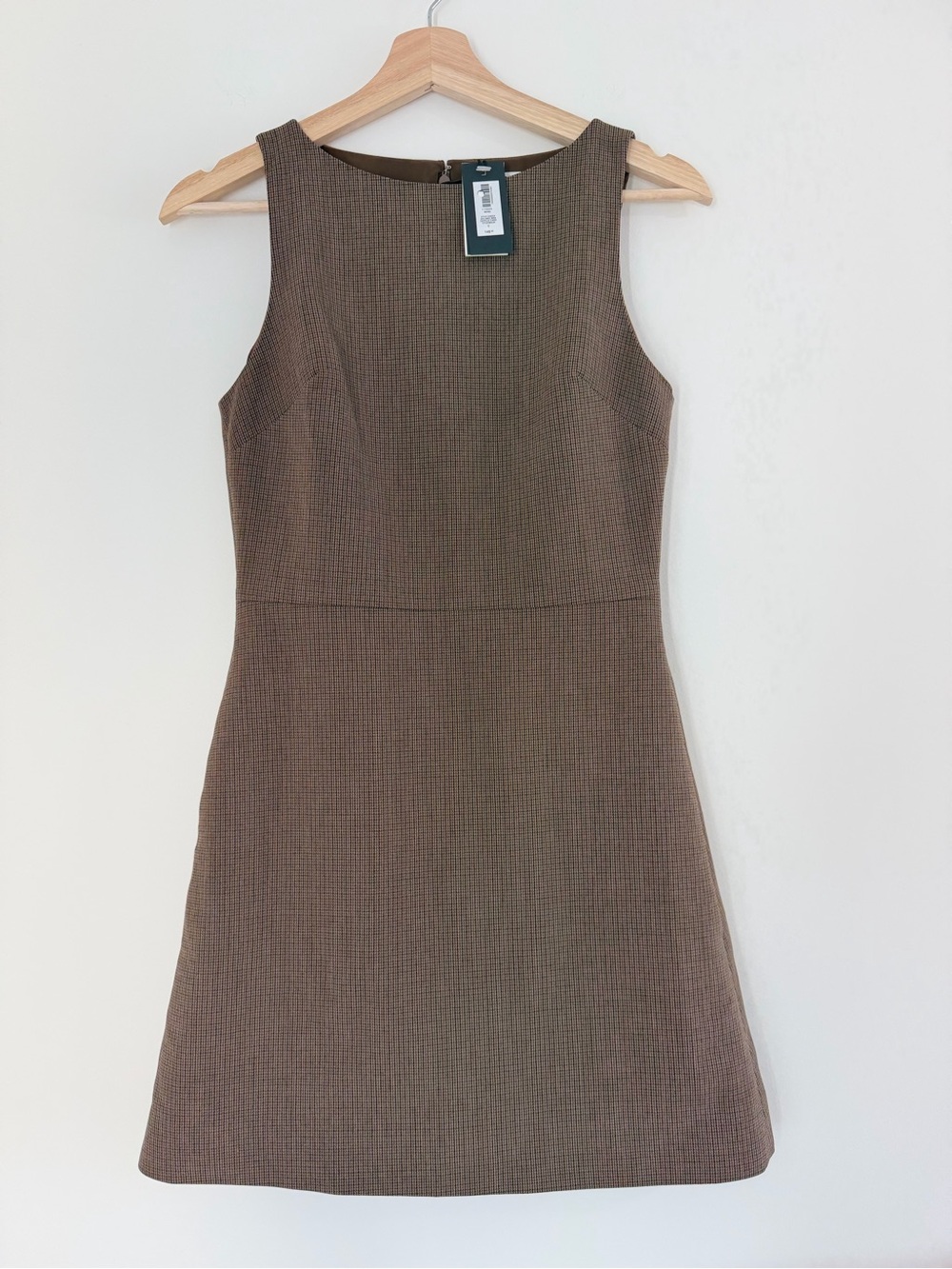 Aritzia Bond Dress Size 0 NWT - Picture 2 of 4